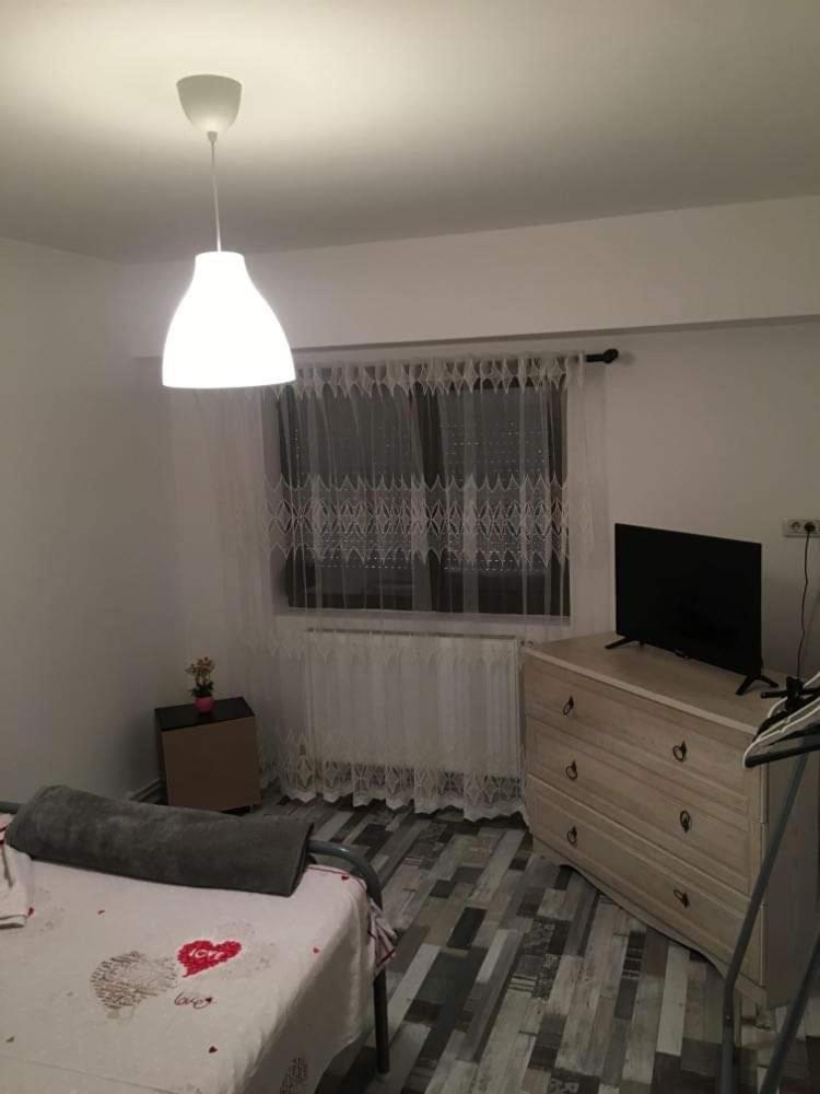 מנגליה Apartament Sara מראה חיצוני תמונה